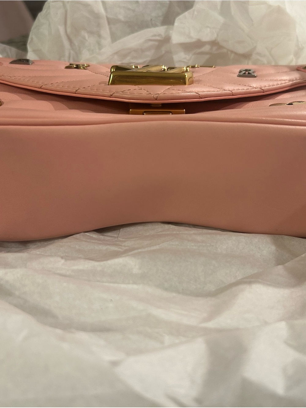 Louis Vuitton Wave Pink Quilted Shoulder Bag with Gold LV Hardware - Picture 6 of 7